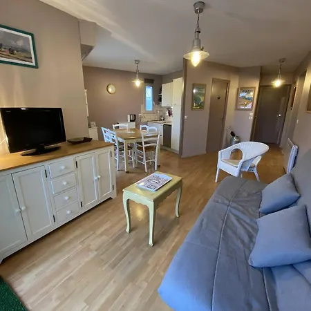 Renove A 20m De La Trestraou, 2 Ch, Court Sejour Possible, Animal Accepte - Fr-1-368-444 *