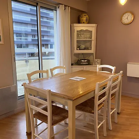 Apartment Renove A 20m De La Trestraou, 2 Ch, Court Sejour Possible, Animal Accepte - Fr-1-368-444